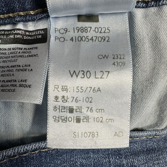 Levi's BOYFRIEND Womens Sz 30 Blue Mid Rise Crop Capri Jeans Denim Pants 32x26.5 - Picture 10 of 11